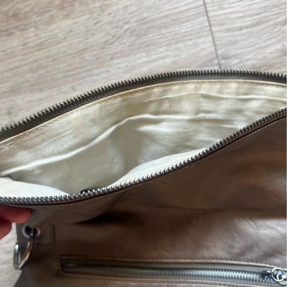 Cynthia Rowley Pewter Zipper Cross Body - Picture 13 of 15